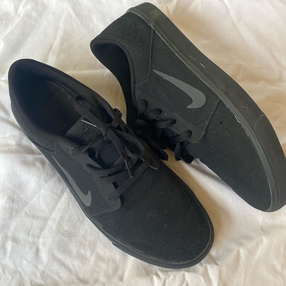 Nike SB Portmore CNVS size 10